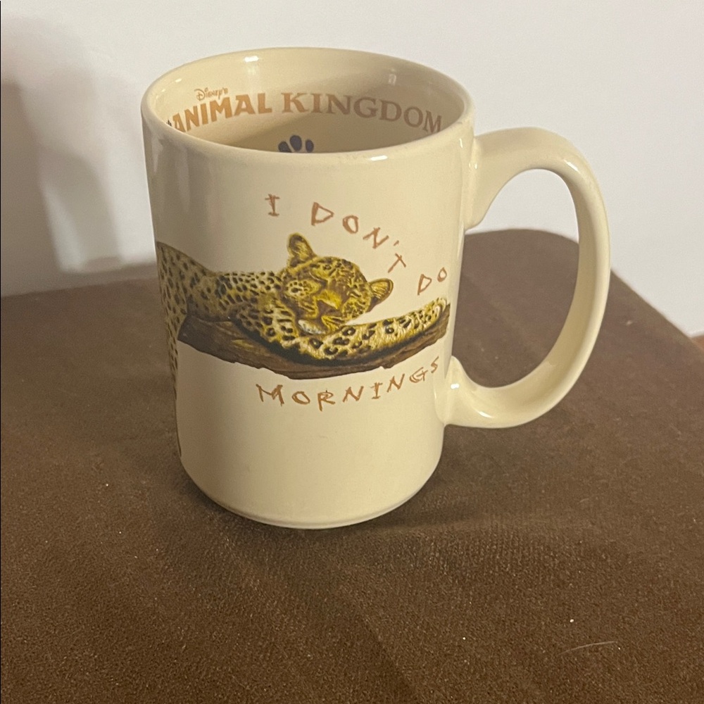 😄Disney Animal kingdom mug I don’t do mornings